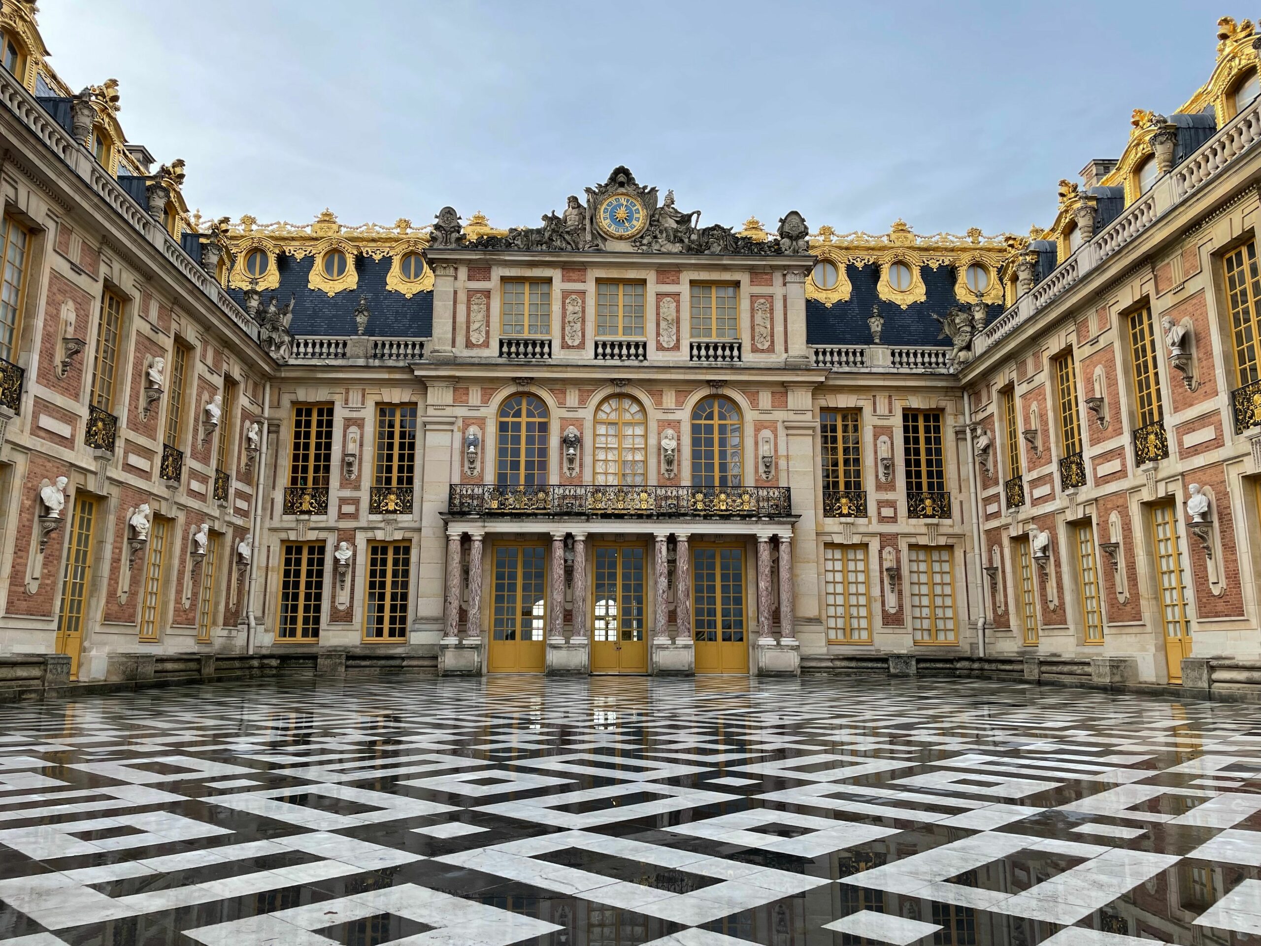 Château de Versailles et ses jardins en France