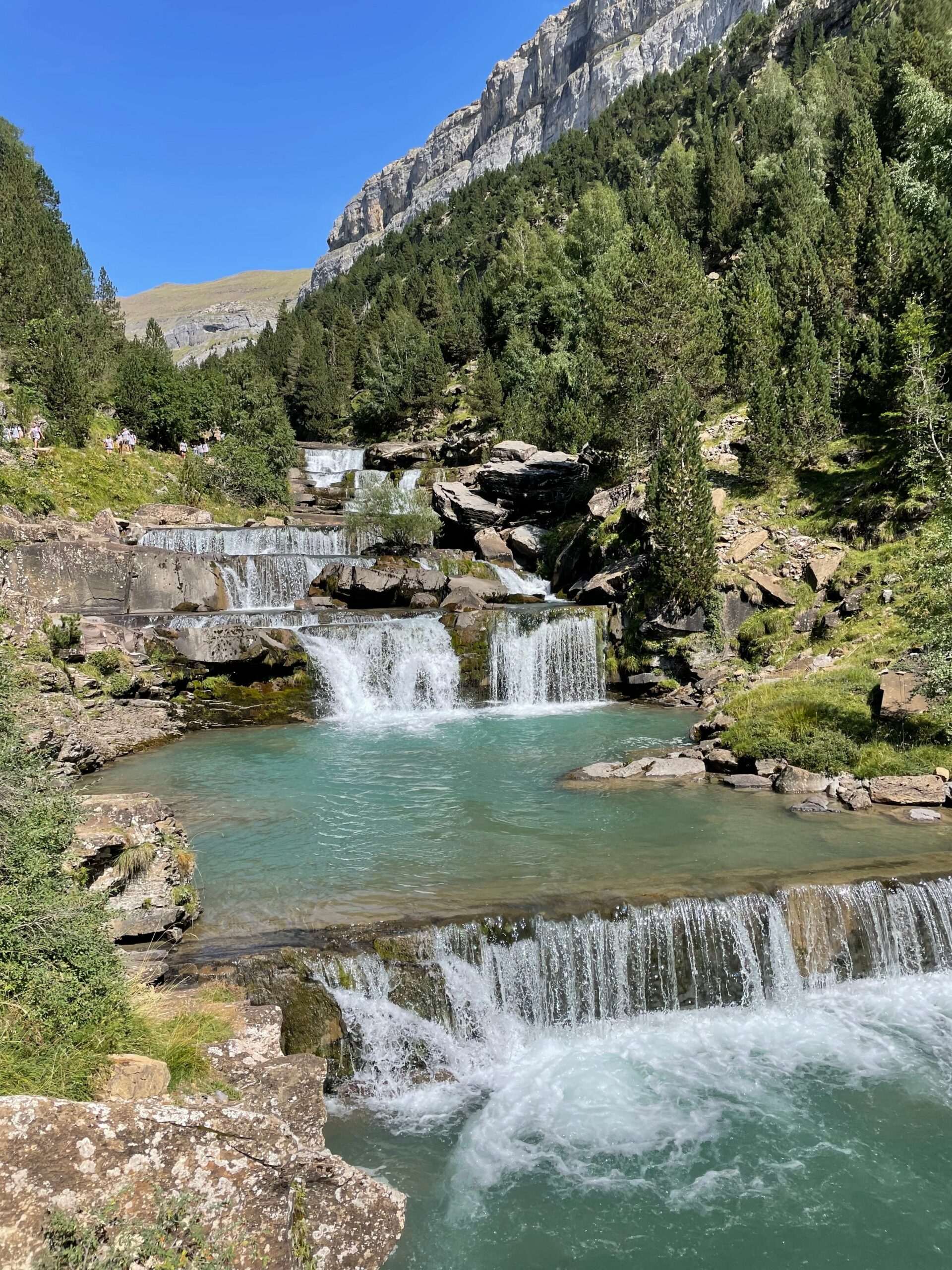 Grande Cascade de Gavarnie : un spectacle naturel exceptionnel dans les Pyrénées